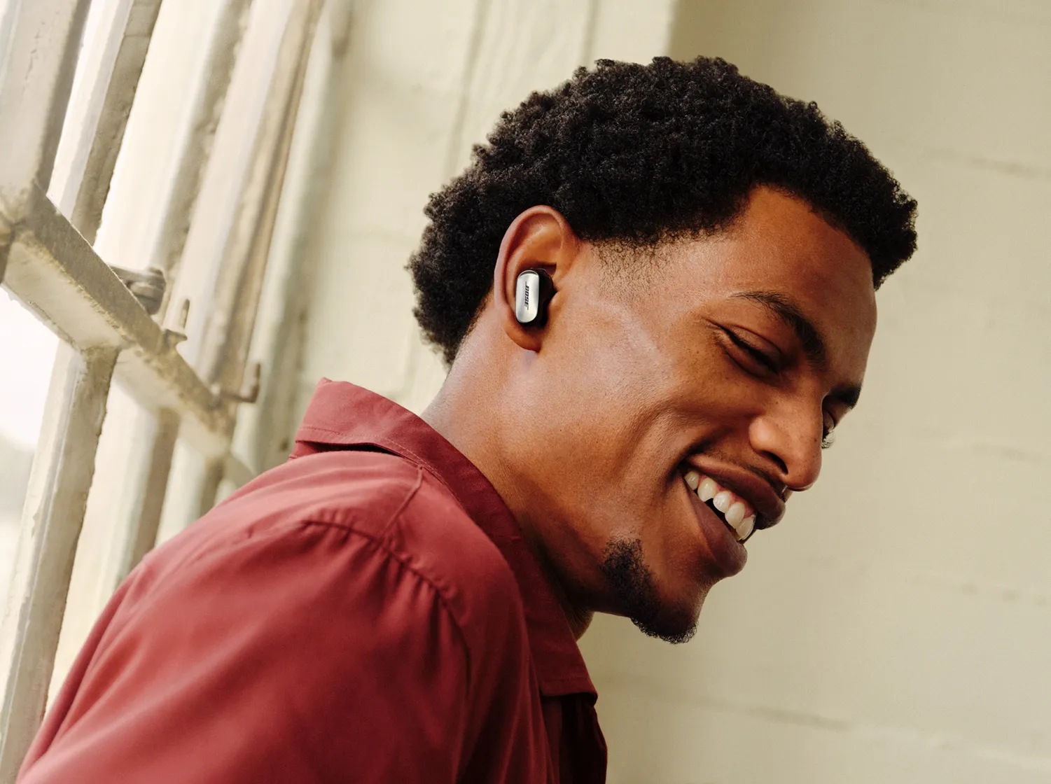 Bose QuietComfort Ultra Earbuds 2nd Gen - Manufacturer view 3