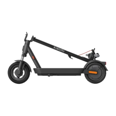 Xiaomi Electric Scooter 5 — complete Black folded scooter